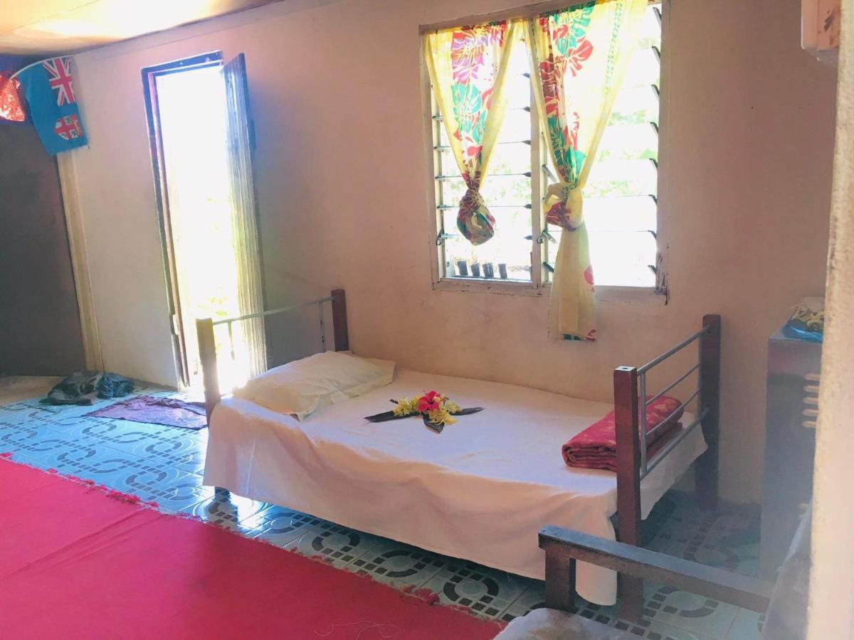 Yasawa Homestays Naisisili Buitenkant foto