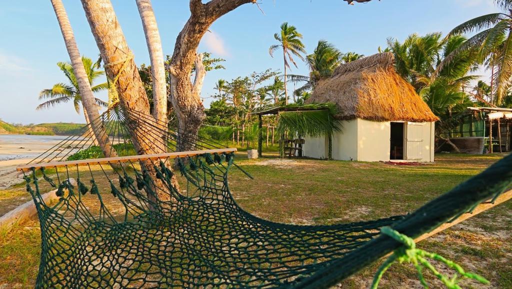 Yasawa Homestays Naisisili Buitenkant foto