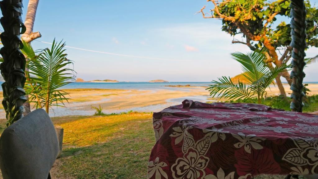Yasawa Homestays Naisisili Buitenkant foto