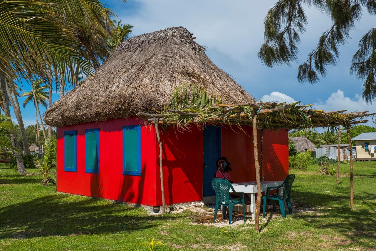 Yasawa Homestays Naisisili Buitenkant foto